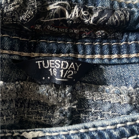 Silver Jeans low rise Tuesday’s 16 1/2 - Picture 3 of 5